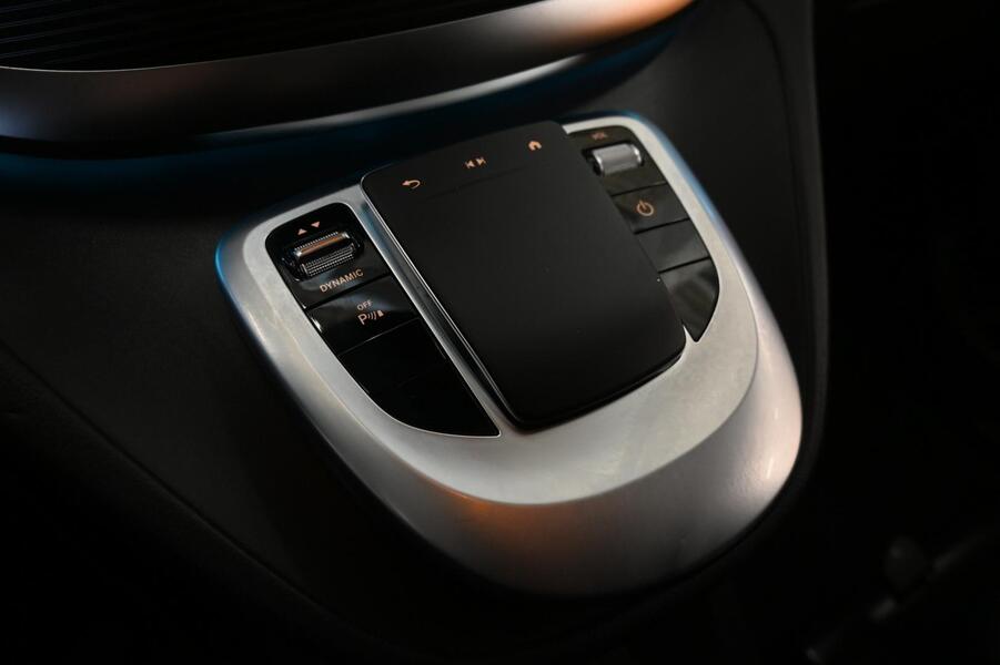 Mercedes-Benz EQV vaihtoauto