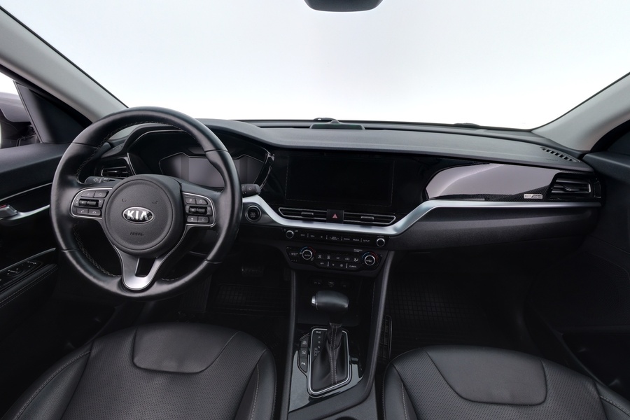 Kia Niro plug-in vaihtoauto