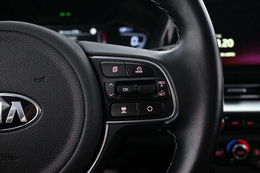 Kia Niro plug-in vaihtoauto