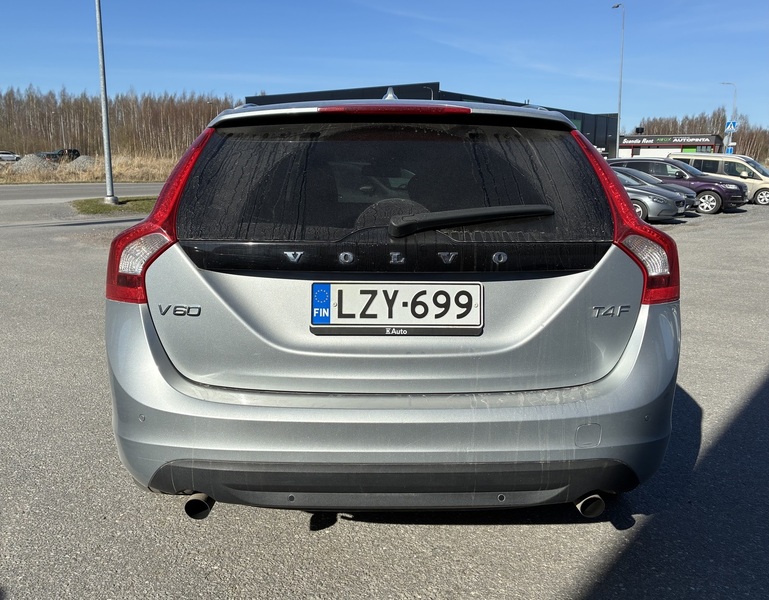 Volvo V60 vaihtoauto
