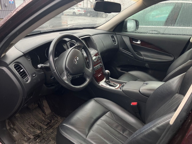 Infiniti Q50 vaihtoauto