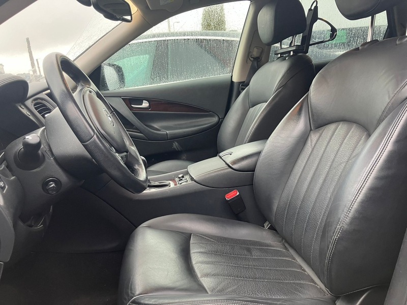 Infiniti Q50 vaihtoauto