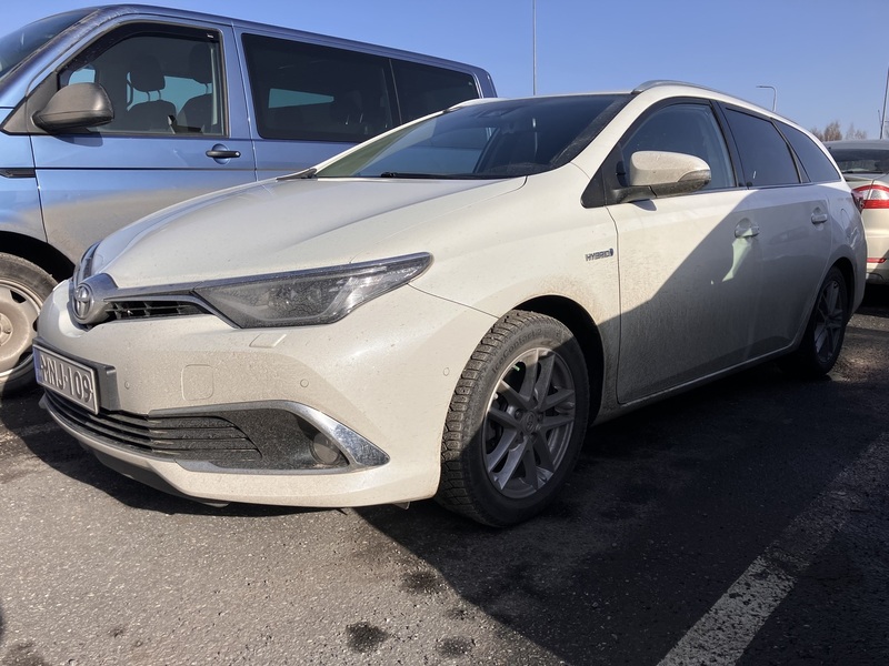 Toyota Auris vaihtoauto
