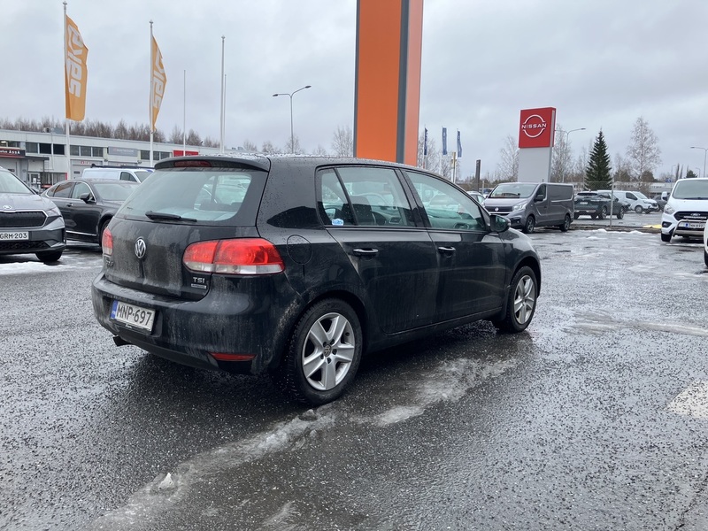 Volkswagen Golf vaihtoauto