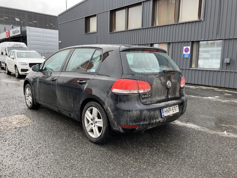Volkswagen Golf vaihtoauto