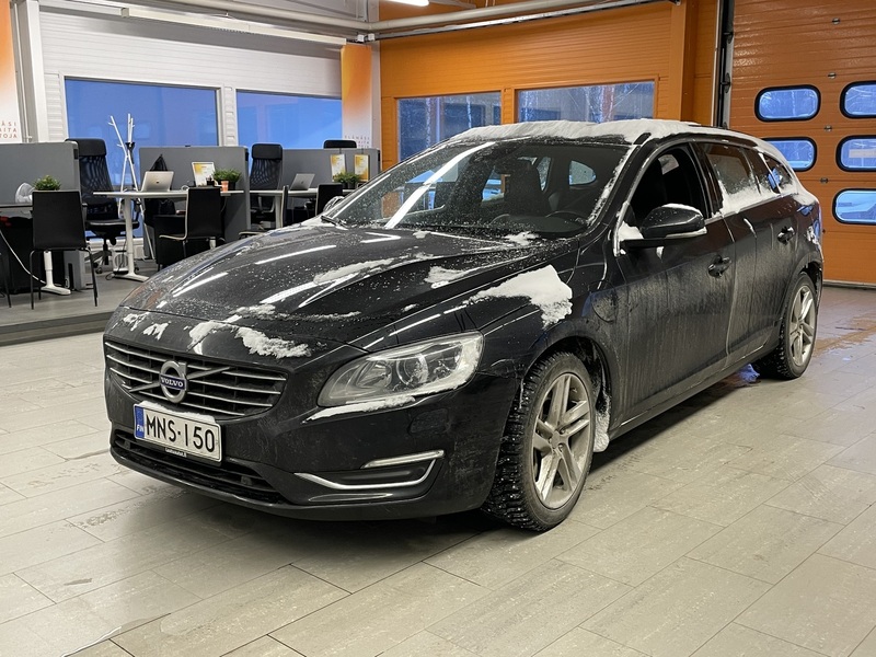 Volvo V60 vaihtoauto