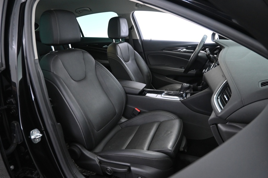 Opel Insignia vaihtoauto