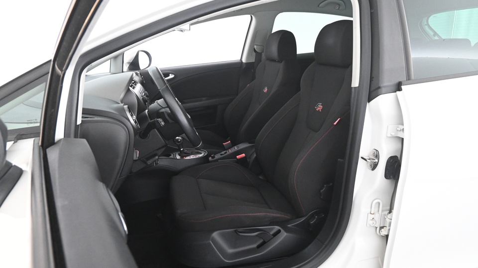 SEAT Leon vaihtoauto