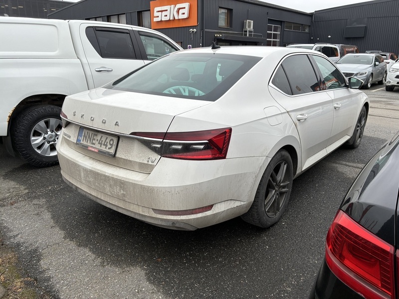 Skoda Superb vaihtoauto