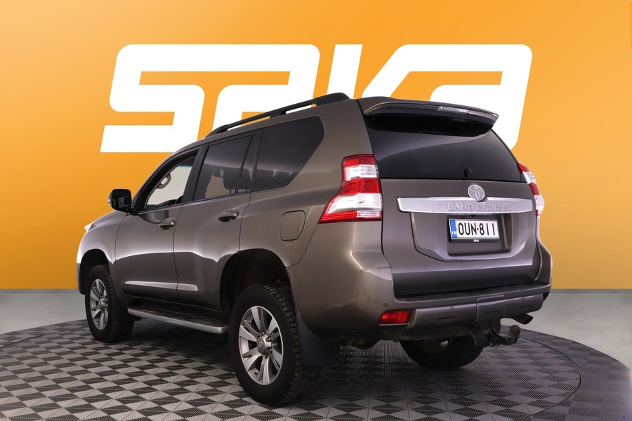 Toyota Land Cruiser vaihtoauto