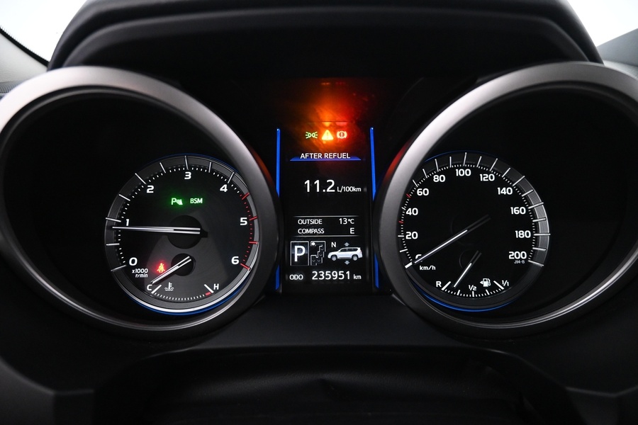 Toyota Land Cruiser vaihtoauto