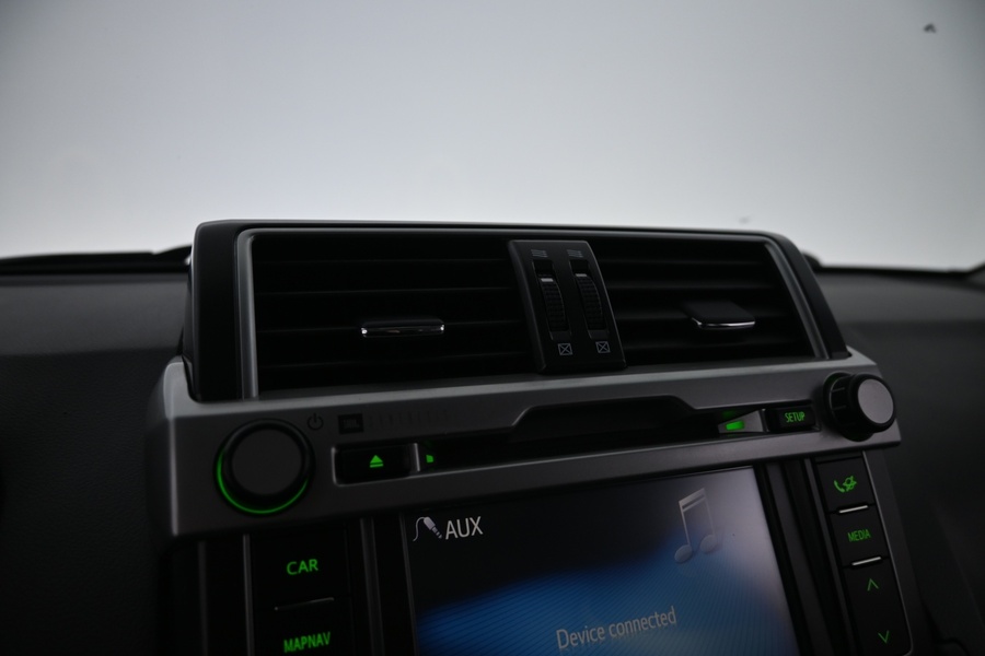 Toyota Land Cruiser vaihtoauto