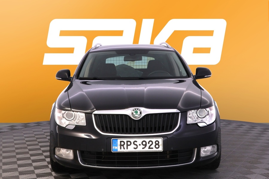 Skoda Superb vaihtoauto
