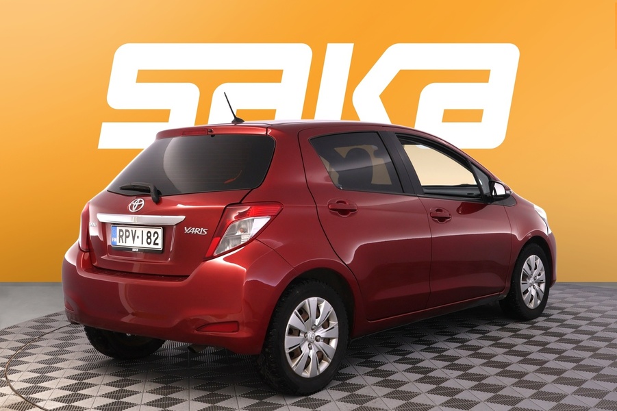 Toyota Yaris vaihtoauto