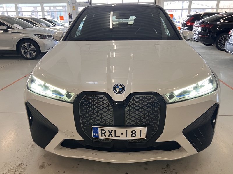 BMW iX vaihtoauto
