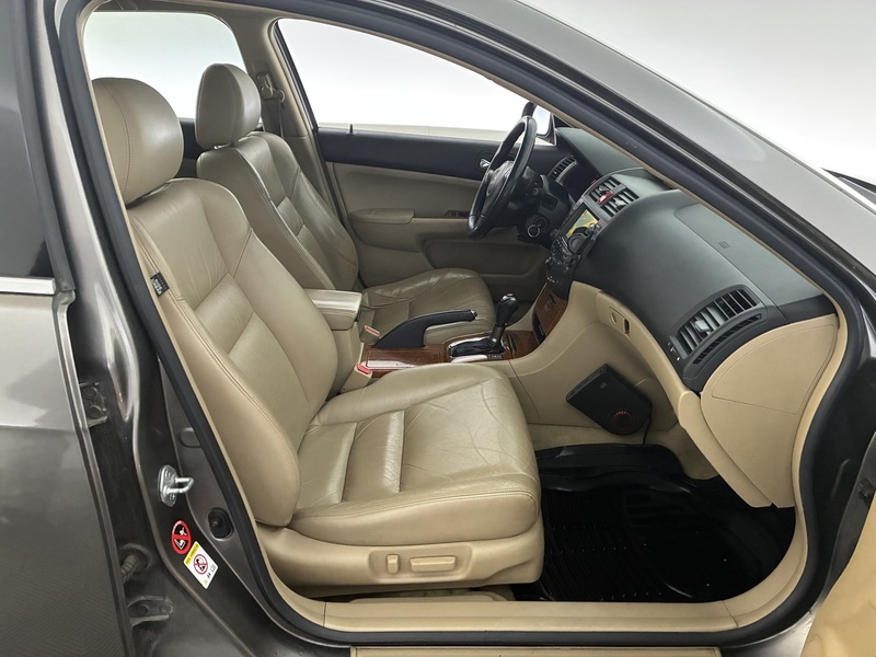 Honda Accord vaihtoauto