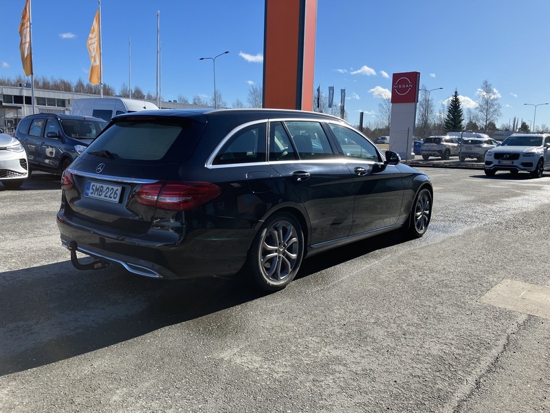 Mercedes-Benz C vaihtoauto