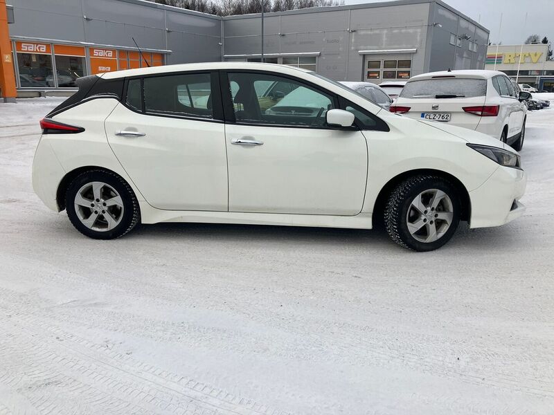 Nissan Leaf vaihtoauto