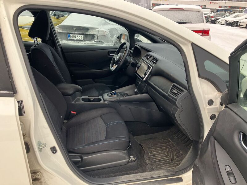 Nissan Leaf vaihtoauto