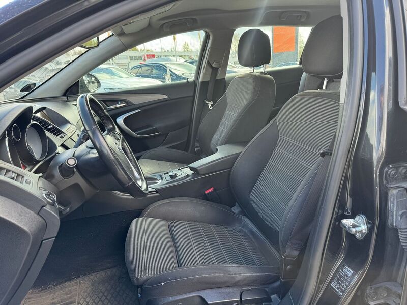 Opel Insignia vaihtoauto