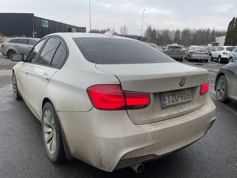 BMW 318 vaihtoauto
