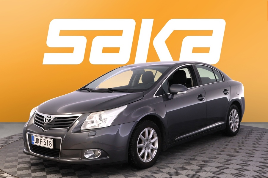 Toyota Avensis vaihtoauto