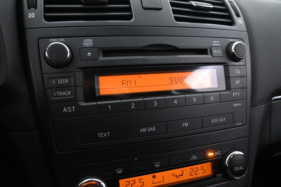 Toyota Avensis vaihtoauto