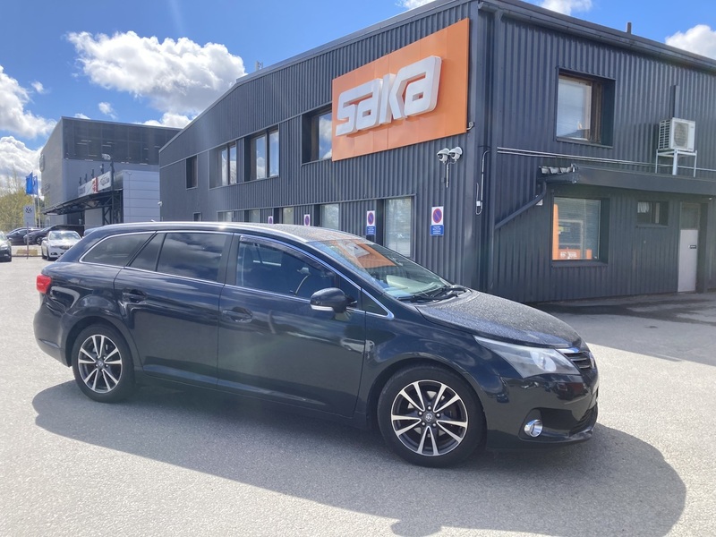 Toyota Avensis vaihtoauto