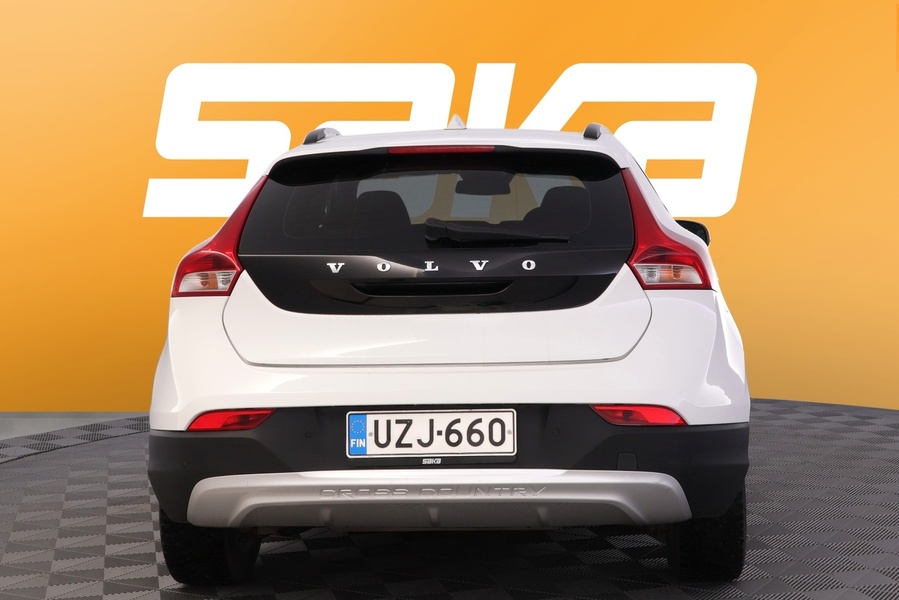 Volvo V40 Cross Country vaihtoauto