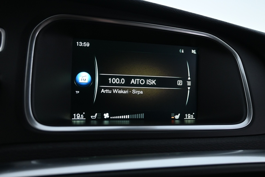 Volvo V40 Cross Country vaihtoauto