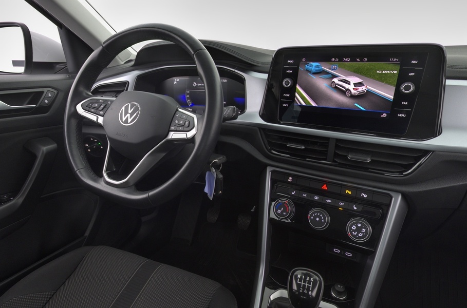 Volkswagen T-Roc vaihtoauto