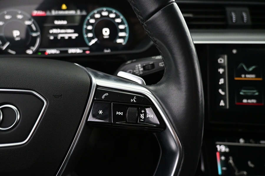 Audi e-tron vaihtoauto