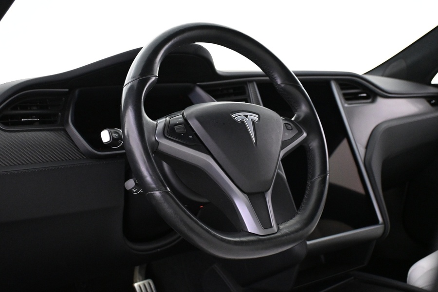 Tesla Model S vaihtoauto