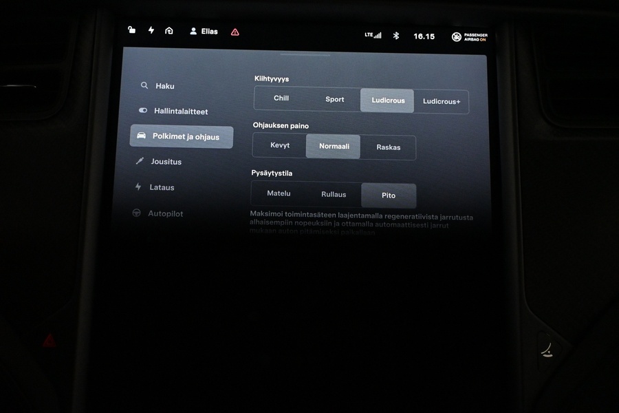 Tesla Model S vaihtoauto