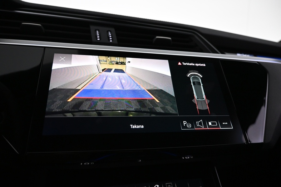 Audi e-tron vaihtoauto