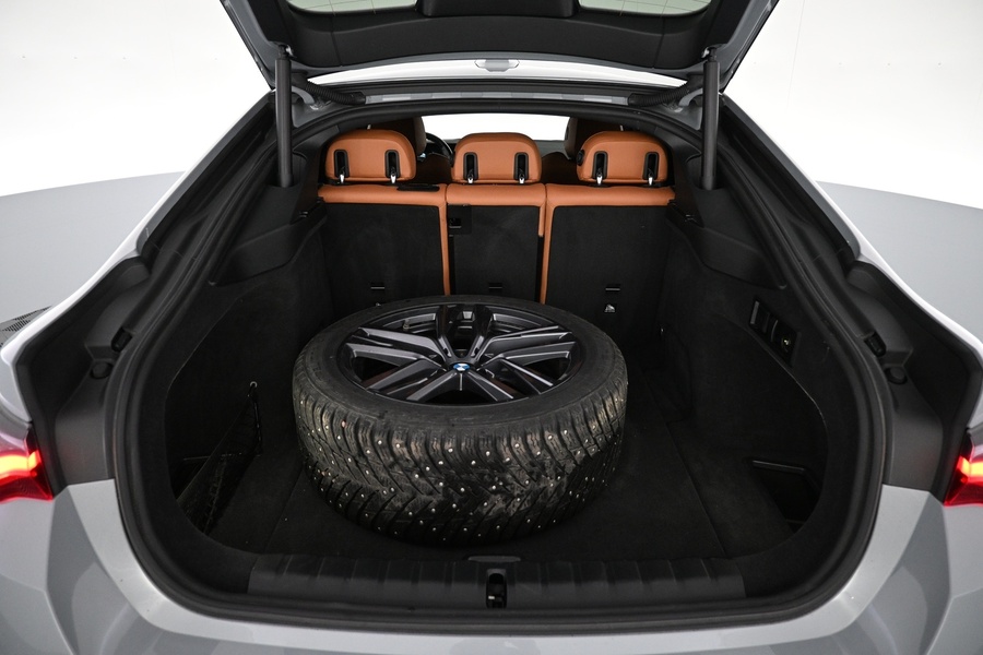 BMW i4 M50 vaihtoauto