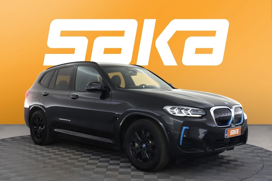 BMW iX3 vaihtoauto