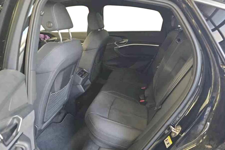 Audi Q8 e-tron vaihtoauto