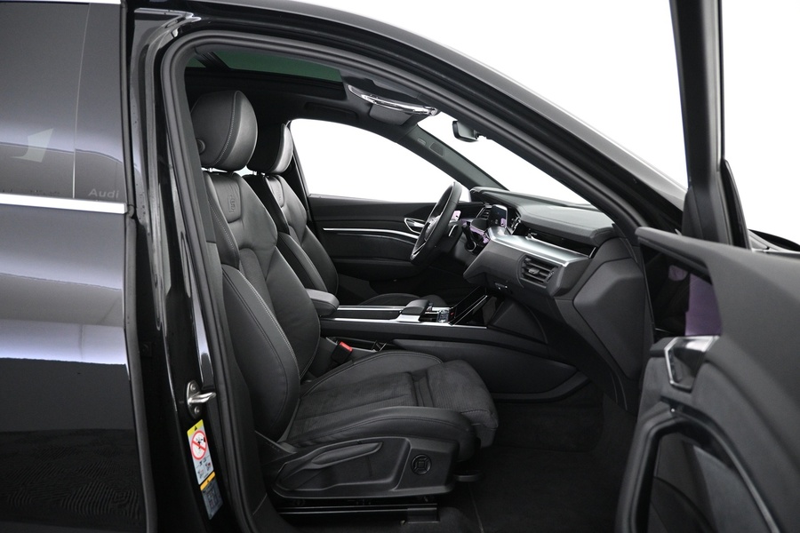 Audi Q8 e-tron vaihtoauto