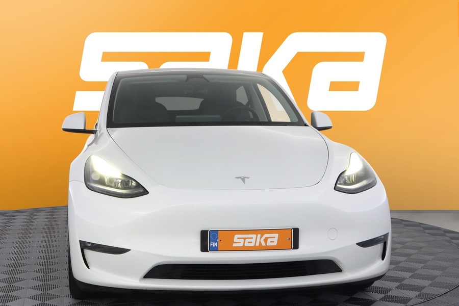 Tesla Model Y vaihtoauto