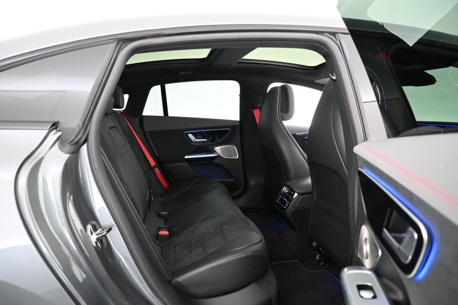 Mercedes-Benz EQE vaihtoauto