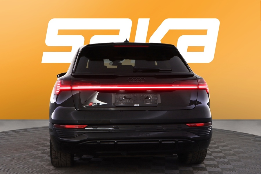 Audi Q8 e-tron vaihtoauto