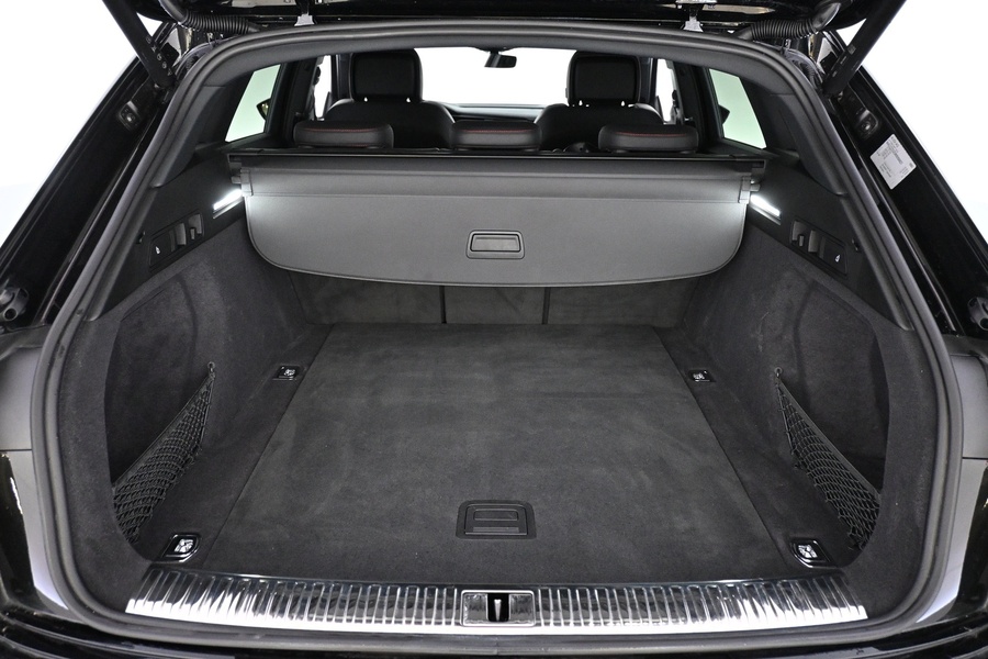 Audi Q8 e-tron vaihtoauto