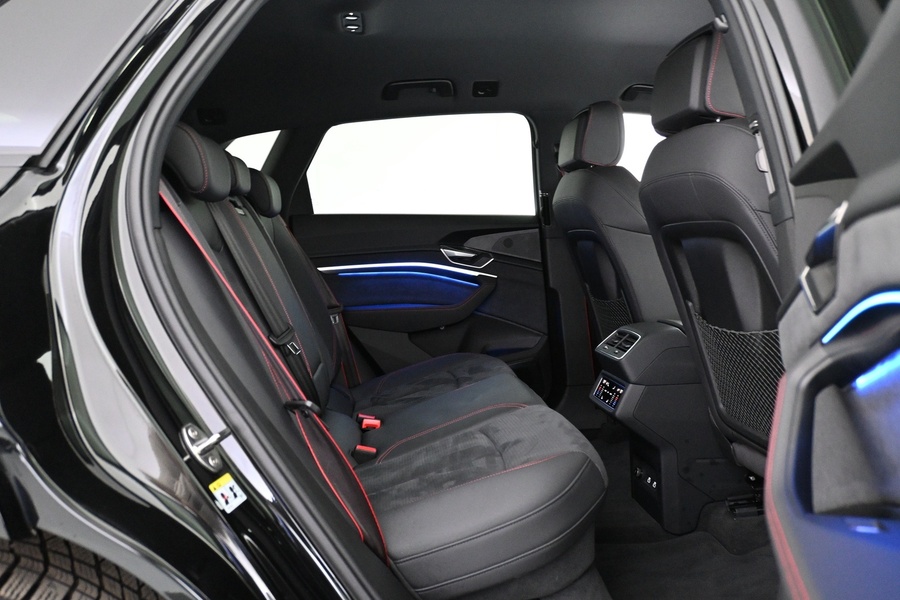 Audi Q8 e-tron vaihtoauto