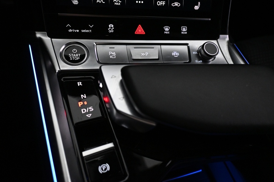 Audi Q8 e-tron vaihtoauto