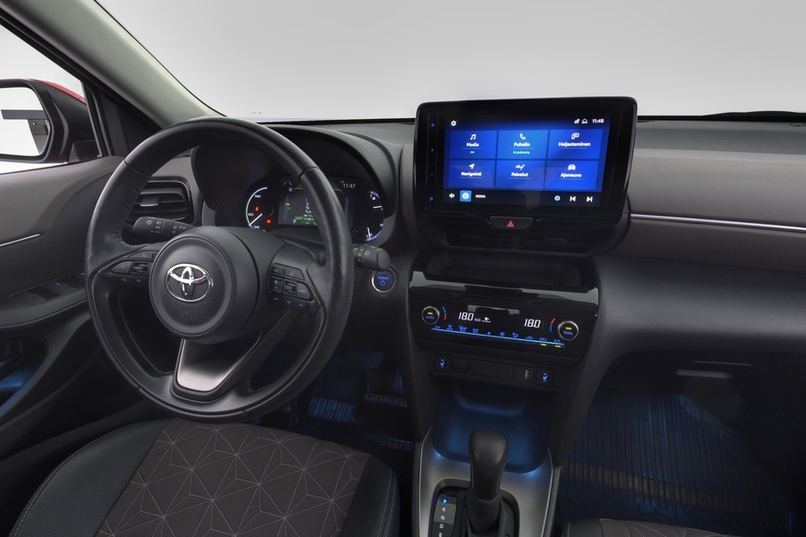 Toyota Yaris Cross vaihtoauto