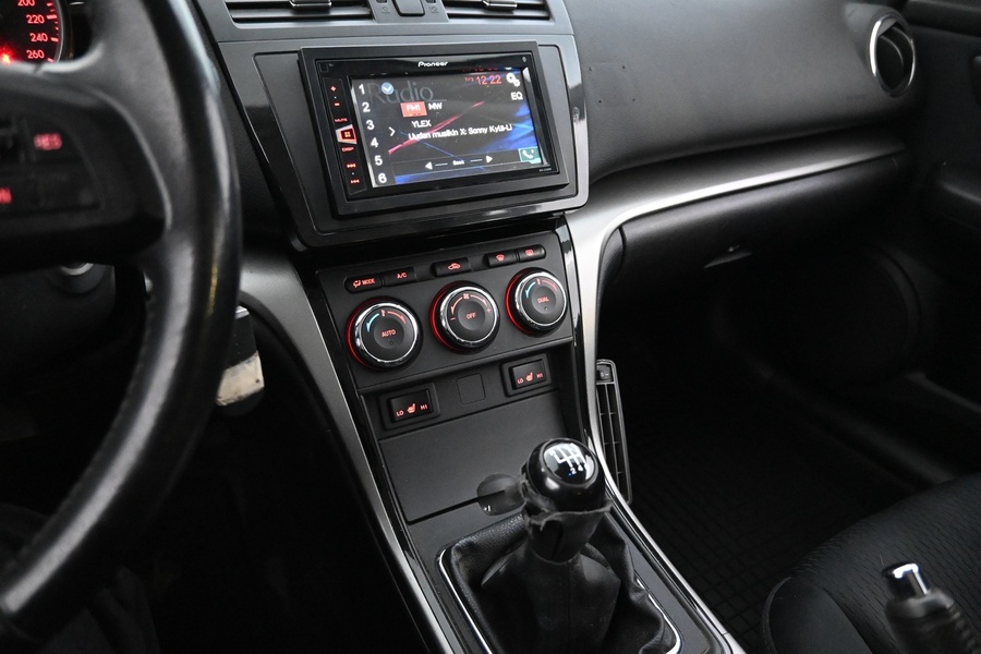 Mazda 6 vaihtoauto