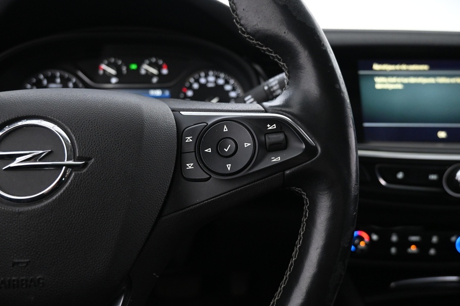 Opel Insignia vaihtoauto