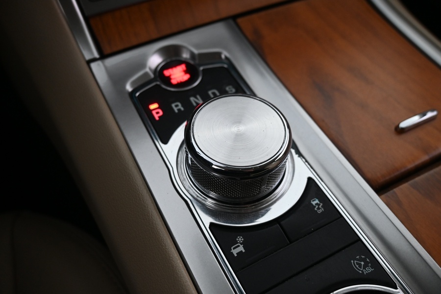 Jaguar XF vaihtoauto