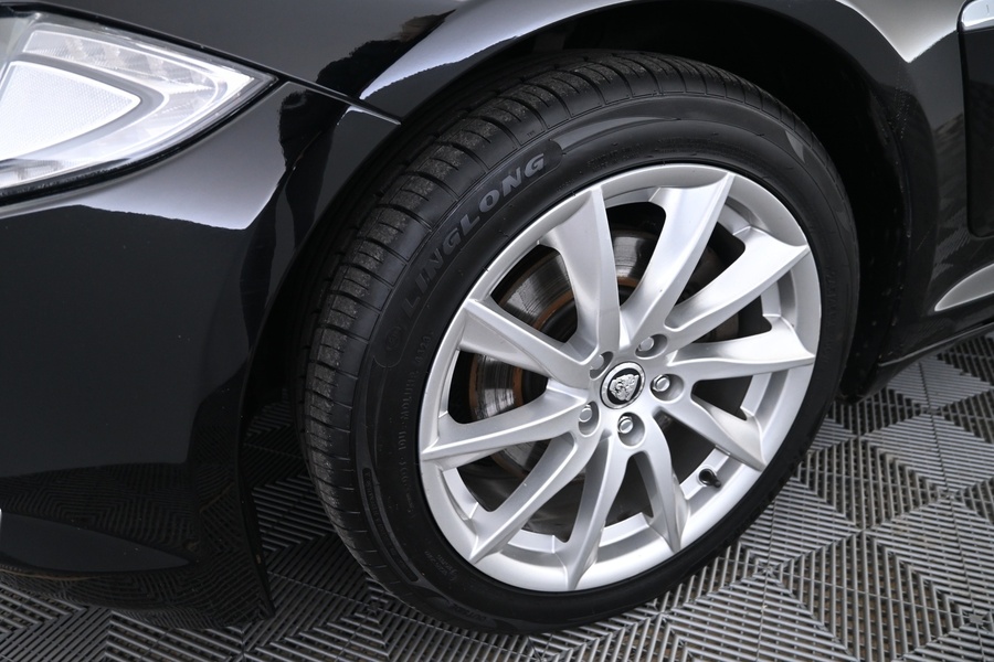 Jaguar XF vaihtoauto